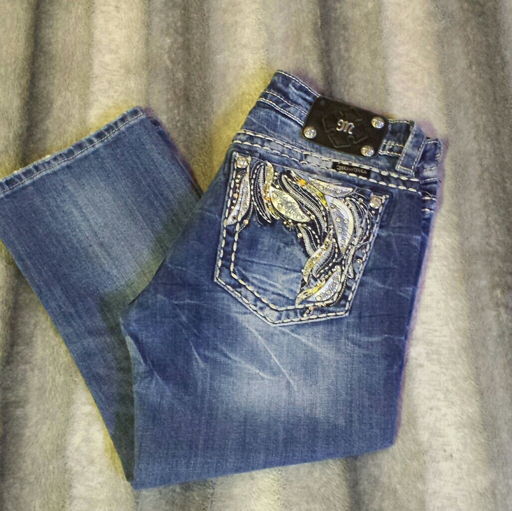 Miss Me Capri Jeans